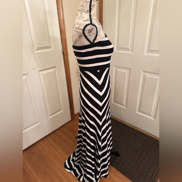 WHBM Black and White Striped Strapless hi-low dress - Picture 5 of 16
